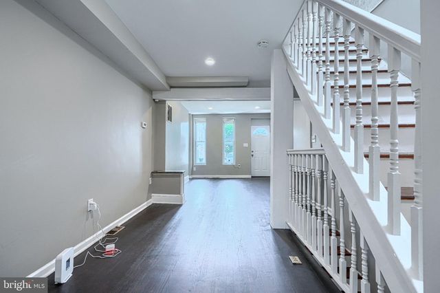 1204 W CROSS ST W, Baltimore, MD 21230