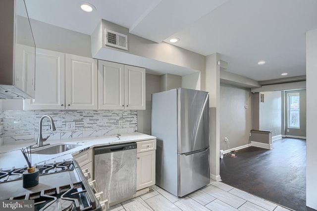 1204 W CROSS ST W, Baltimore, MD 21230
