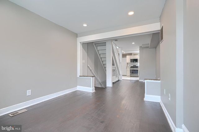 1204 W CROSS ST W, Baltimore, MD 21230