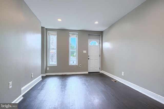 1204 W CROSS ST W, Baltimore, MD 21230