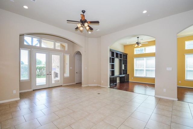 6411 Edinburgh Court, Sugar Land, TX 77479