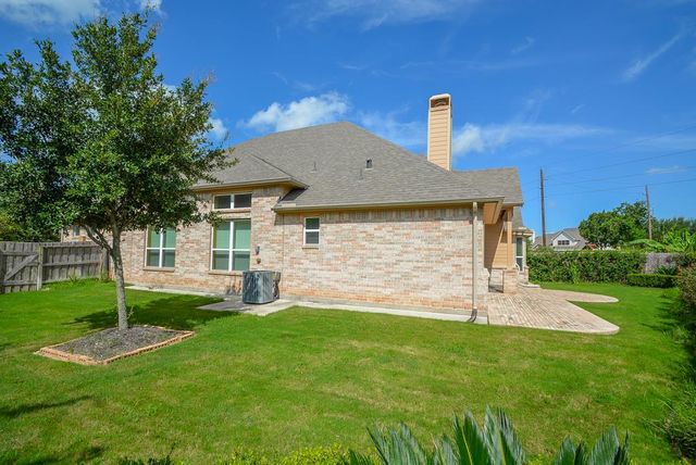 6411 Edinburgh Court, Sugar Land, TX 77479
