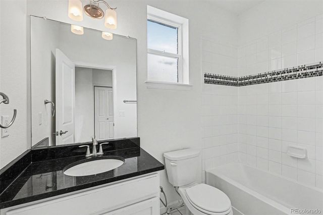 9000 E Caley Way, Centennial, CO 80111