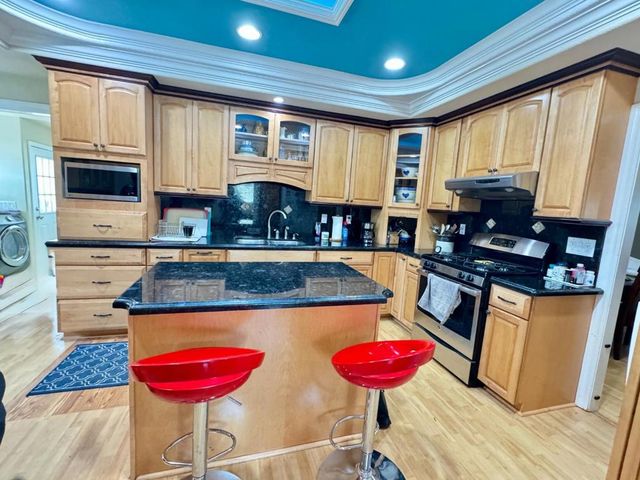 12785 Murphy Ave, San Martin, CA 95046