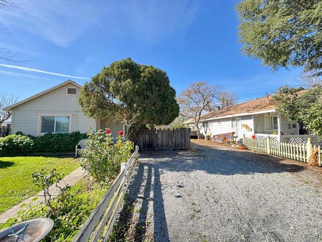 12785 Murphy Ave, San Martin, CA 95046