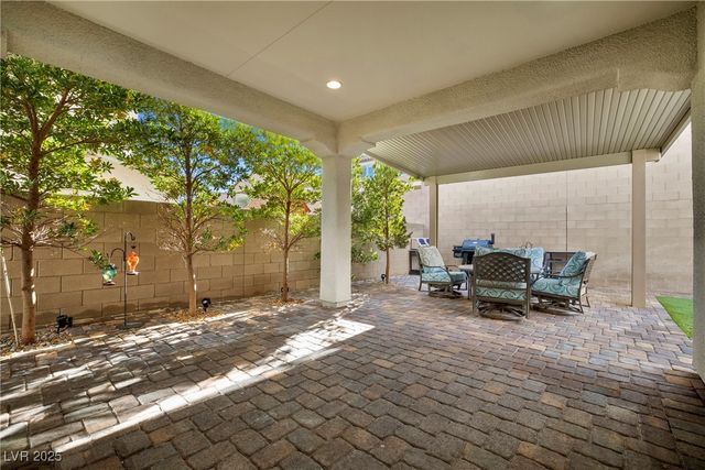 3741 Glasstop Drive, Las Vegas, NV 89141