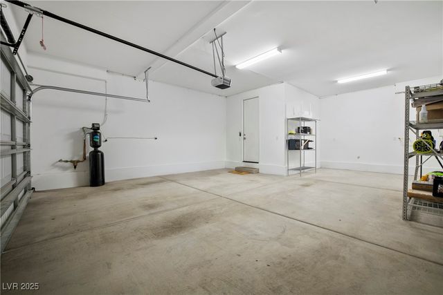 3741 Glasstop Drive, Las Vegas, NV 89141