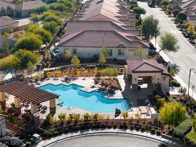 3741 Glasstop Drive, Las Vegas, NV 89141