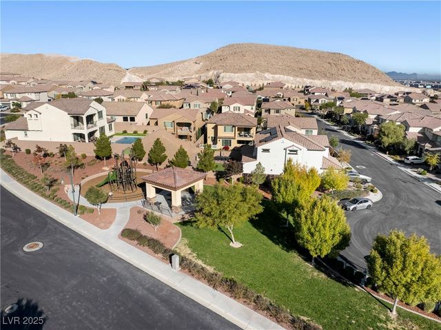 3741 Glasstop Drive, Las Vegas, NV 89141