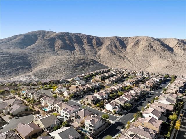 3741 Glasstop Drive, Las Vegas, NV 89141