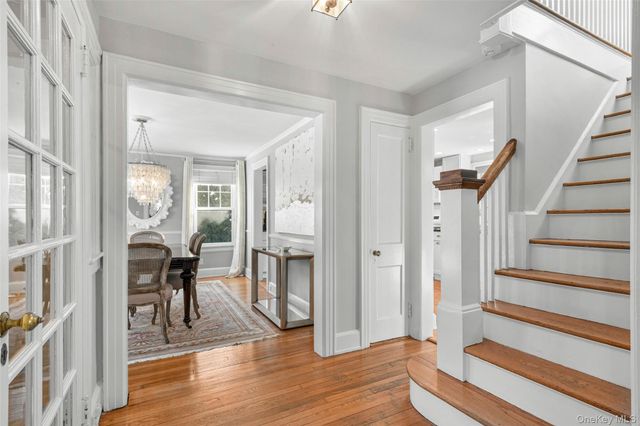 551 Wolfs Lane, Pelham, NY 10803