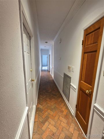 1524 Charleton Drive, Montgomery, AL 36106