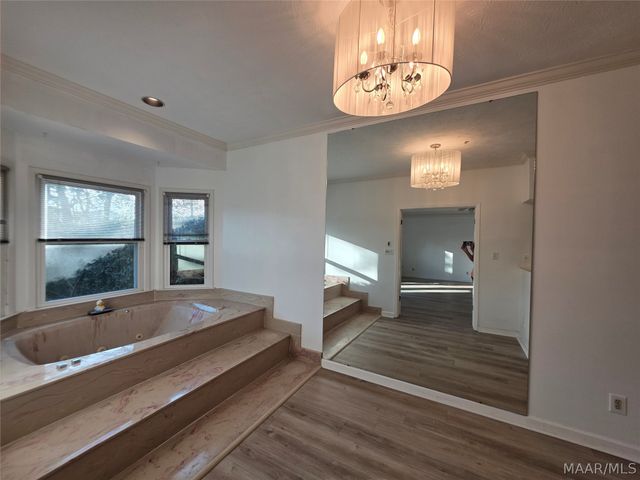 1524 Charleton Drive, Montgomery, AL 36106