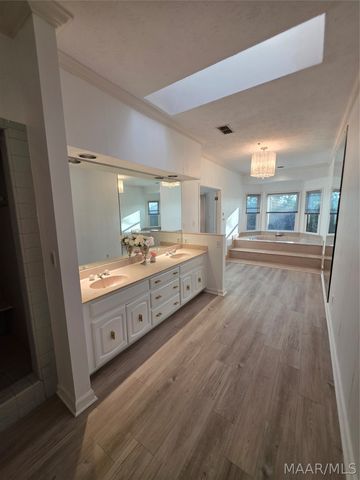 1524 Charleton Drive, Montgomery, AL 36106