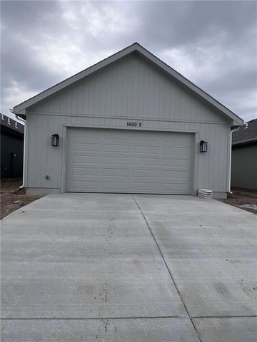 1600 Cottonwood Creek Avenue 2, Kearney, MO 64060