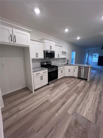 1600 Cottonwood Creek Avenue 2, Kearney, MO 64060