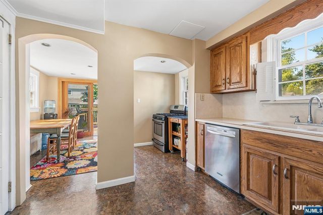 312 Van Buren Avenue, Teaneck, NJ 07666