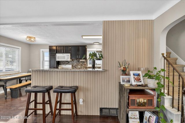 4347 S Detroit Avenue, Toledo, OH 43614