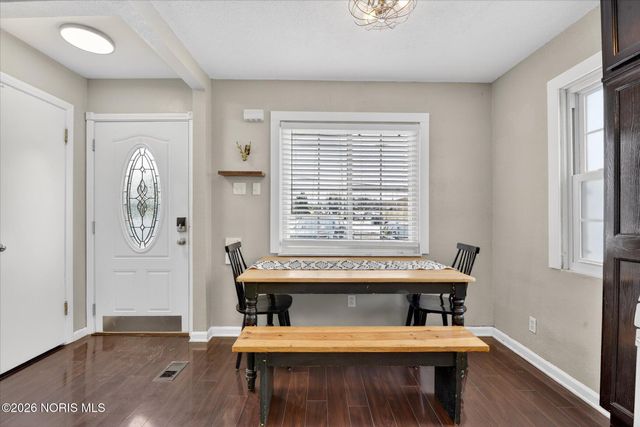 4347 S Detroit Avenue, Toledo, OH 43614