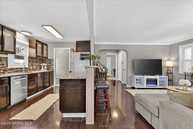 4347 S Detroit Avenue, Toledo, OH 43614