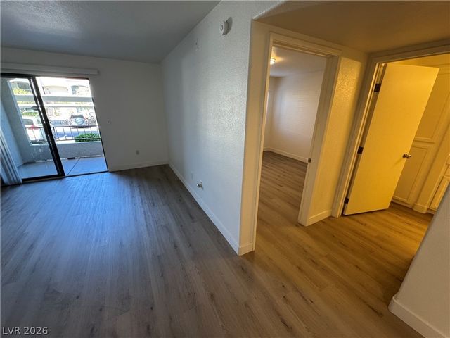950 Seven Hills Drive 217, Henderson, NV 89052
