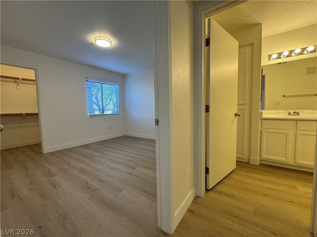 950 Seven Hills Drive 217, Henderson, NV 89052