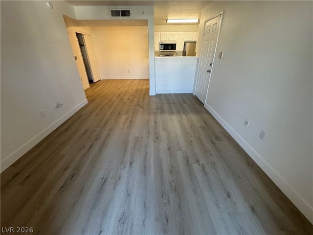 950 Seven Hills Drive 217, Henderson, NV 89052