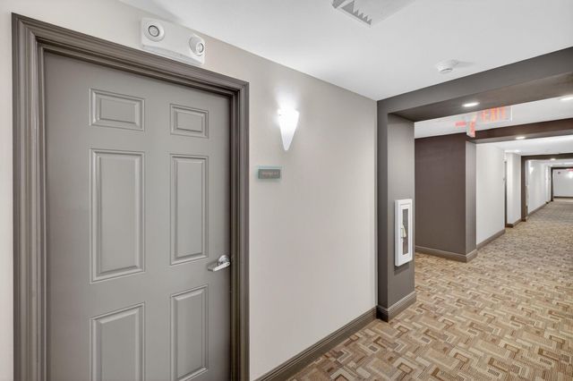 2421 NE 65th Street 415, Fort Lauderdale, FL 33308