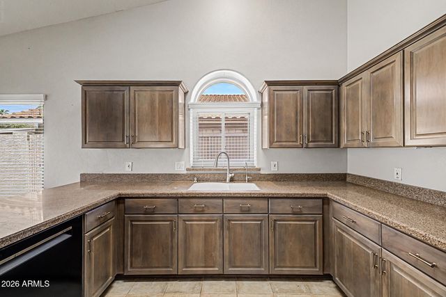 19020 N 73RD Lane, Glendale, AZ 85308