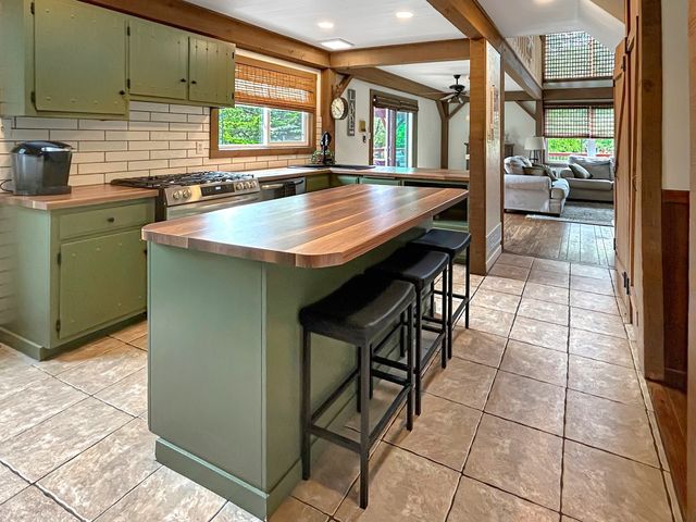 3650 Walleye Road, Morris, IL 60450