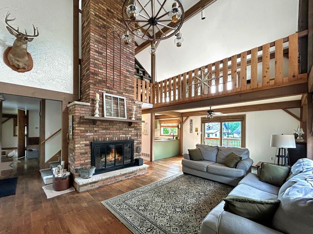 3650 Walleye Road, Morris, IL 60450