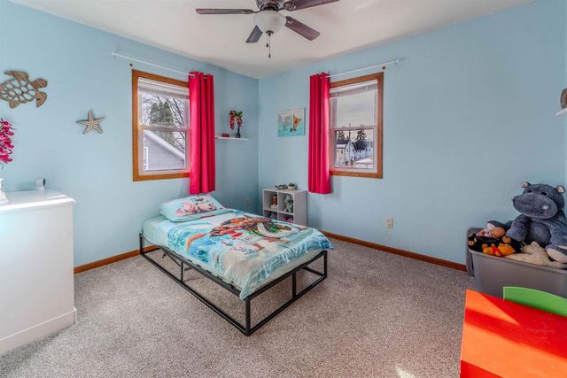 1112 DOVE STREET, Oshkosh, WI 54902