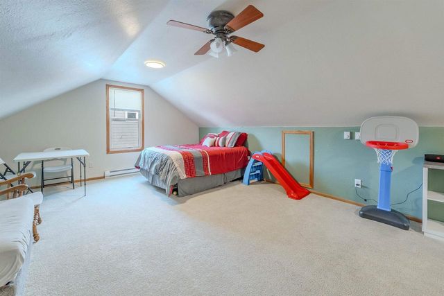 1112 DOVE STREET, Oshkosh, WI 54902