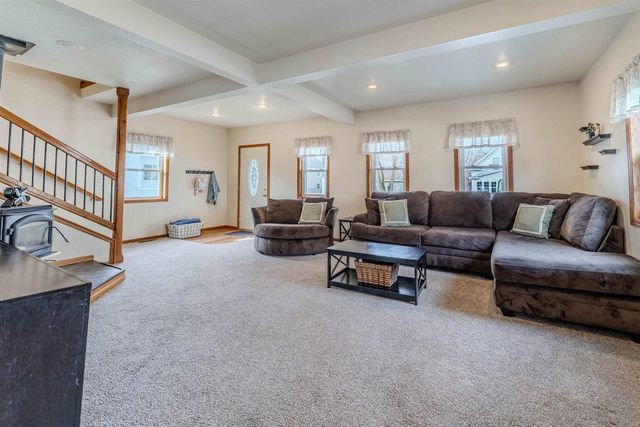 1112 DOVE STREET, Oshkosh, WI 54902