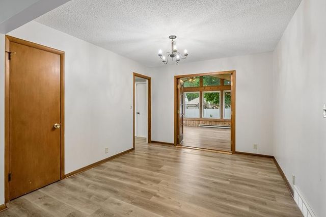 7520 Thomas Avenue S, Richfield, MN 55423