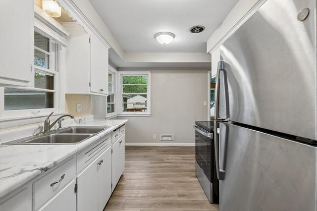 7520 Thomas Avenue S, Richfield, MN 55423
