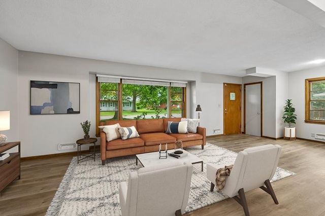 7520 Thomas Avenue S, Richfield, MN 55423