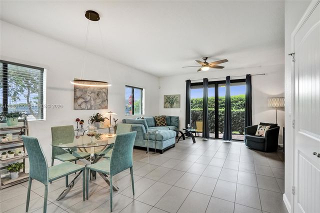 4204 N Dixie Highway 1, Oakland Park, FL 33334