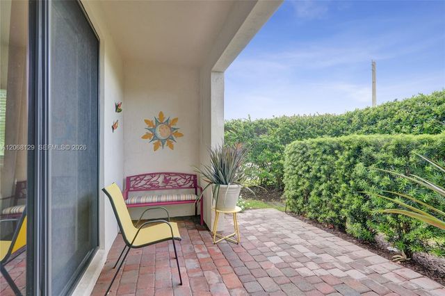 4204 N Dixie Highway 1, Oakland Park, FL 33334