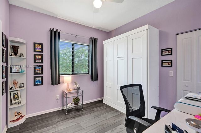 4204 N Dixie Highway 1, Oakland Park, FL 33334