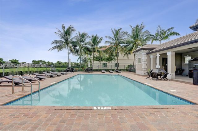 4204 N Dixie Highway 1, Oakland Park, FL 33334