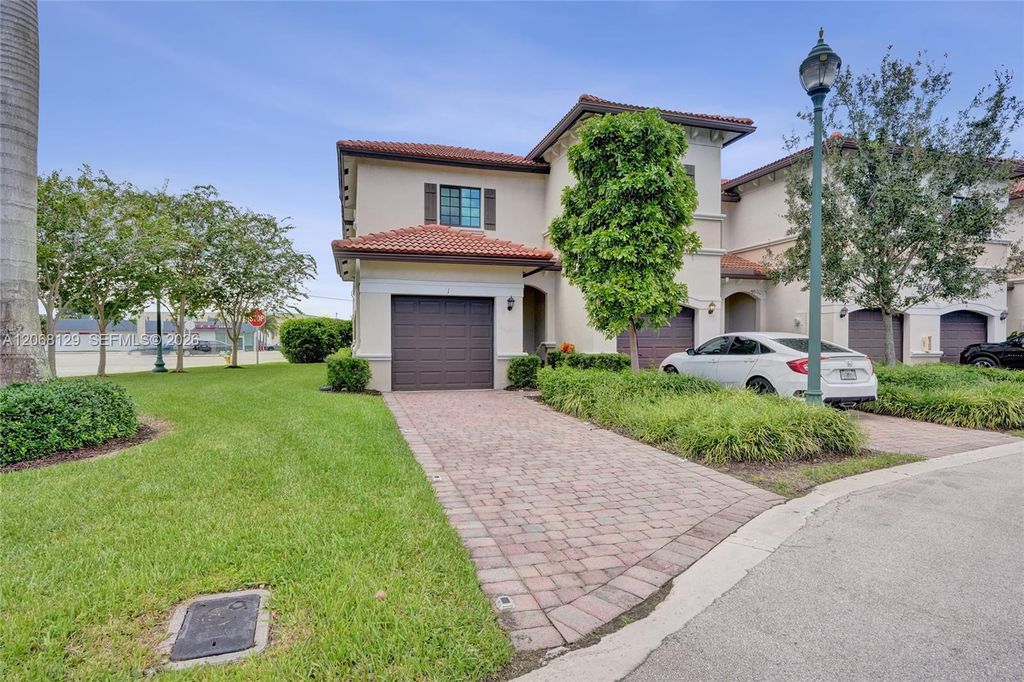 4204 N Dixie Highway 1, Oakland Park, FL 33334