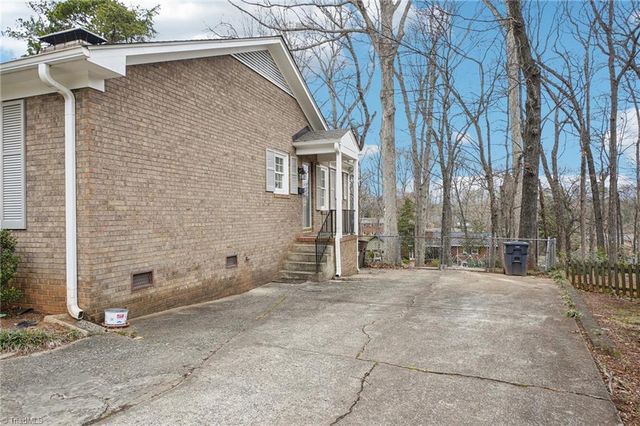 1412 Hobbs Road, Greensboro, NC 27410