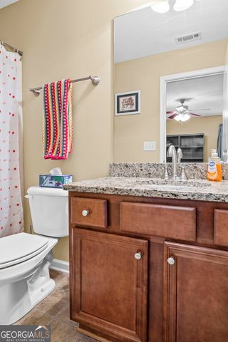 195 Gracie Gardens Court, Newnan, GA 30263