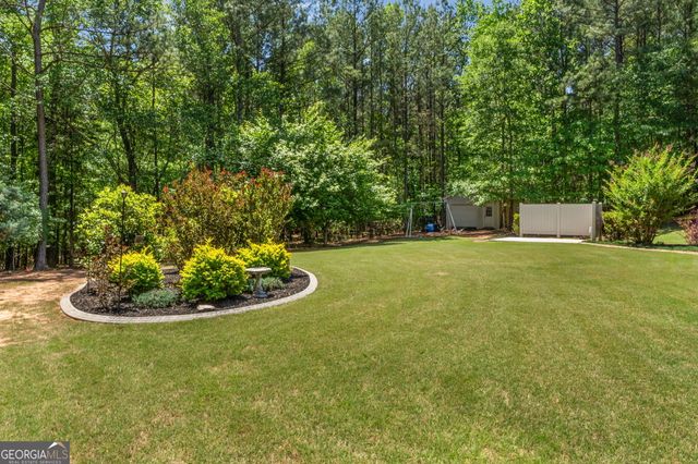 195 Gracie Gardens Court, Newnan, GA 30263
