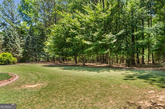 195 Gracie Gardens Court, Newnan, GA 30263