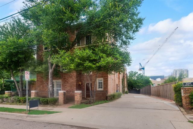 3207 Cole Avenue A, Dallas, TX 75204