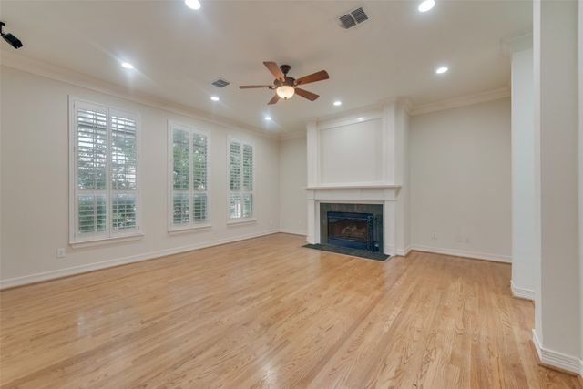 3207 Cole Avenue A, Dallas, TX 75204