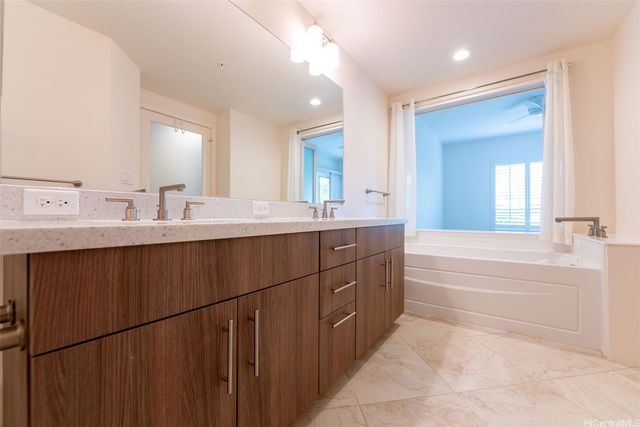 501 Kailua Road 1205, Kailua, HI 96734