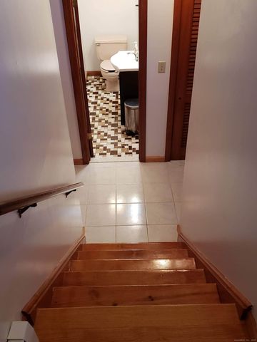 160 Broadway, Hamden, CT 06518